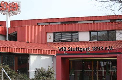 Auf der VfB-Geschäftsstelle wird derzeit mit harten Bandagen gekämpft. Foto: Baumann
