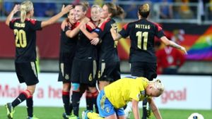 Deutschland oben auf:  Bei den bisherigen  Duellen mit Schweden hatte fast immer die DFB-Elf die Nase vorn. Foto: Getty