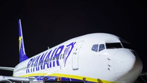 Der irische Billigflieger Ryanair wird Stellen streichen. Foto: picture alliance/dpa/Marcel Kusch