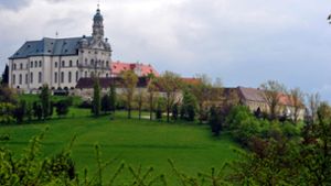 Der Klosterverein Neresheim gewinnt den Rechtsstreit um ein rätselhaftes Millionenvermögen. Foto: dpa