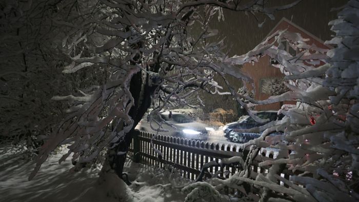 Verkehr: Schnee und Eis legen Bahnverkehr im Süden Bayerns lahm