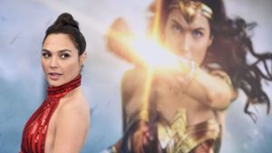Gal Gadot 2017 bei der Premiere von „Wonder Woman“ – jetzt kommt die Fortsetzung in die Kinos. Foto: dpa/Jordan Strauss