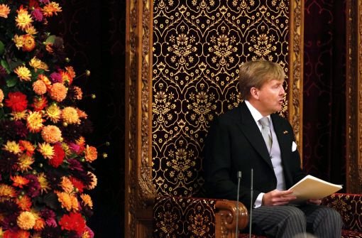 Zum ersten Mal hielt der neue niederländische König Willem-Alexander die traditionelle Thronrede. Überraschend persönlich doch auch mit einer bitteren Botschaft fürs Volk: Es muss weiter gespart werden. Foto: dpa