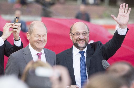 Martin Schulz (rechts) wurde bereits vor dem TV-Duell fälschlicherweise zum Sieger erklärt. Foto: Getty Images Europe