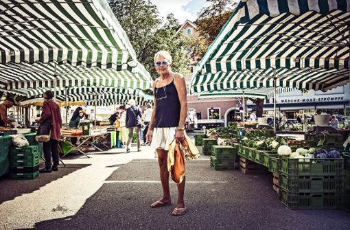 Jeden Samstagmittag besucht  Otmar Eisenberg den Esslinger Wochenmarkt. Foto: Andy Reiner