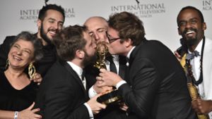 Mitglieder der Satiregruppe „Porta dos Fundos“ bei den Emmy Awards im November 2019. Foto: AP/Evan Agostini
