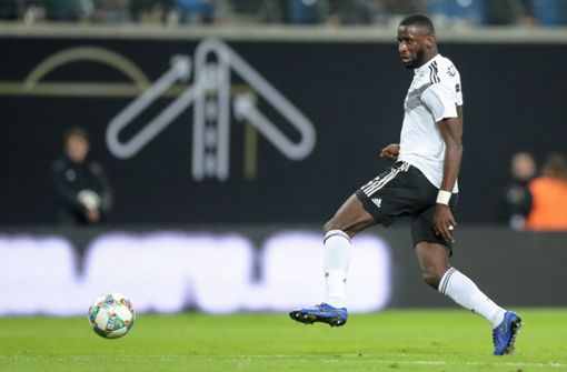 Antonio Rüdiger fordert ein konsequenteres Vorgehen gegen Rassismus im Stadion. Foto: ZB