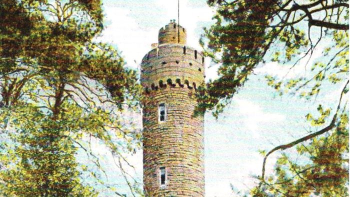 Der Hasenbergturm war lange  ein Touristenmagnet in der Region