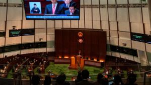 Der Legislativrat in Hongkong verabschiedet das neue und umstrittene Sicherheitsgesetz in der chinesischen Sonderverwaltungsregion. Foto: Louise Delmotte/AP/dpa