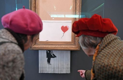 Etwa 60.000 Besucher sahen sich in Baden-Baden das berühmte Kunstwerk von Banksy angesehen. Foto: dpa
