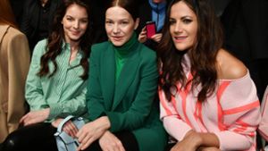 Man spricht deutsch: In der „Front Row“ der Berliner Fashion Week dominiert nationale Prominenz wie Yvonne Catterfeld, Hannah Herzsprung und Bettina Zimmermann (von links). Foto: dpa