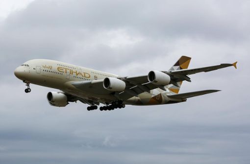 Ein Airbus A380 von „Etihad“ legte in London eine spektakuläre Landung hin. Foto: imago images / ZUMA Press/Dinendra Haria
