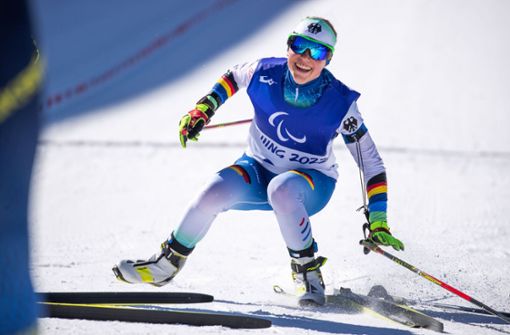 Die erst 15 Jahre alte Linn Kazmaier holte Silber im Biathlon. Foto: dpa/Jens Büttner