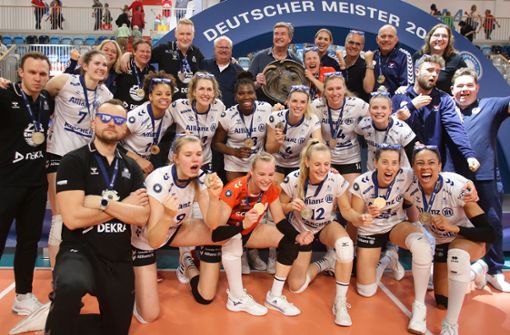 Die Titel-Sause geht weiter bei den Volleyballerinnen von Allianz MTV Stuttgart. Foto: Baumann