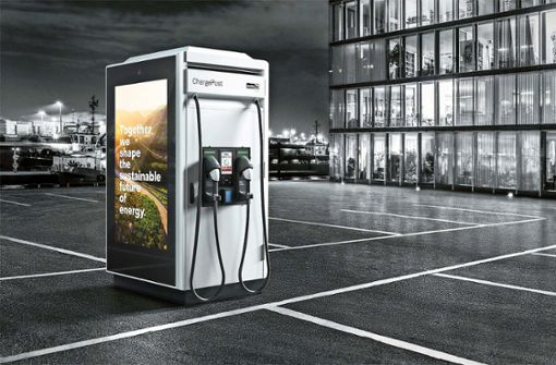 An diesem System namens Charge Post können zwei E-Autos mit je 150 Kilowatt Ladeleistung gleichzeitig Strom zapfen. Foto: privat/ ADS-TEC Energy