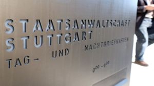 Der Verdächtige wird mit einem Haftbefehlsantrag der Staatsanwaltschaft Stuttgart dem zuständigen Richter vorgeführt. (Symbolbild) Foto: dpa/Bernd Weissbrod