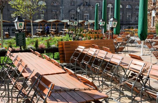 Noch müssen Restaurants und Biergärten geschlossen bleiben. Die Wirtschaftsminister wollen dies ändern. Foto: dpa/Jens Kalaene