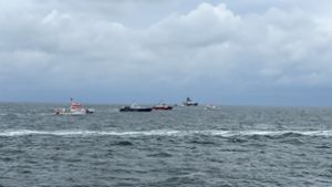 Der Unfall der beiden Frachter ereignete sich rund 22 Kilometer südwestlich von Helgoland. Foto: dpa/Die Seenotretter · DGzRS