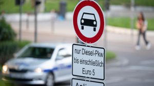 Flächendeckende Fahrverbote für Euro-5-Diesel gibt es vor allem in Stuttgart. Foto: dpa/Sebastian Gollnow