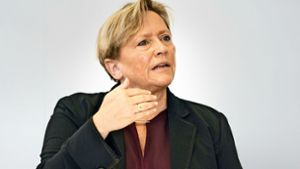 Susanne Eisenmann (CDU) ist nicht zufrieden mit der Art und Weise, wie die Ganztagsbetreuung vom Bund gefördert werden soll. (Archivbild) Foto: Leif Piechowski/Leif-Hendrik Piechowski