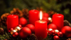 Jedes Jahr fällt der erste Advent auf einen Sonntag zwischen dem 27. November und dem 3. Dezember. Foto: imago images/Shotshop/Smileus via www.imago-images.de