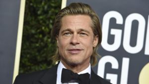 Grund zur Freude hatte Brad Pitt bei den Golden Globes: er gewann eine  Trophäe als bester Nebendarsteller. Privat läuft es nicht so gut für den Star. Foto: AP/Jordan Strauss
