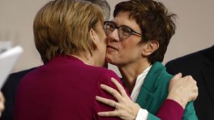 Annegret Kramp-Karrenbauer wurde zur neuen CDU-Bundeschefin gewählt und löst damit Angela Merkel auf ihrem Posten ab. Foto: AFP