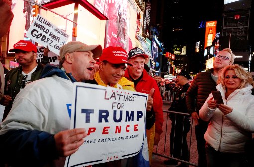 Bei den Trump-Anhängern wächst die Euphorie angesichts der guten Werte für Trump. Foto: AFP