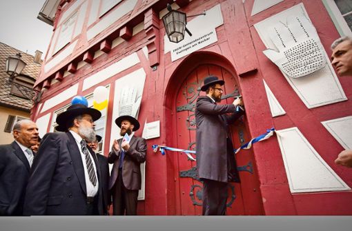Eisenbeschlagen – aber auch sicher? Die Eingangstür der Esslinger Synagoge bei der Einweihung im Jahr 2012. Foto: /ulgrin