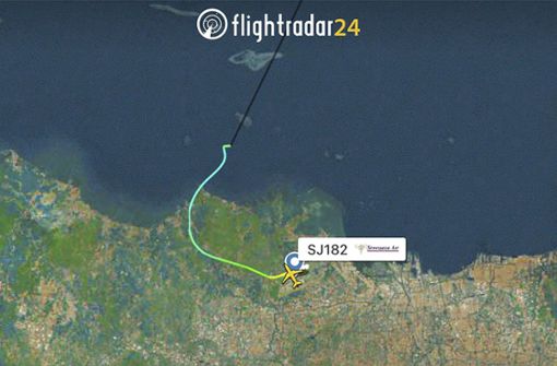 Dieses Radarbild zeigt die Flugbahn des indonesischen Sriwijaya Air Flug 182, bevor er vom Radar verschwand. Foto: dpa/Uncredited