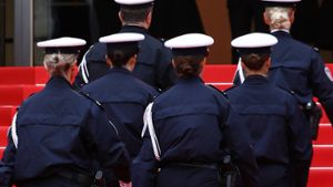 Während der Internationalen Filmfestspiele von Cannes - hier Polizisten vor der Eröffnungszeremonie - gibt es erhöhte Sicherheitsvorkehrungen. Foto: imago images/ZUMA Press Wire