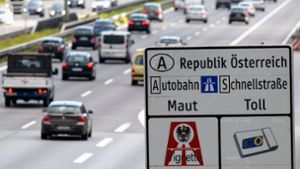 Für Wintersportler kommt die Nachricht über die mautfreien Autobahnen bis Kufstein-Süd gerade zur richtigen Zeit. Foto: dpa/Matthias Balk