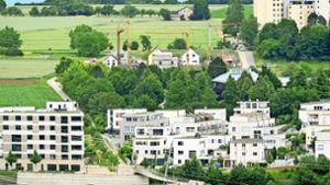 Die Zahl neuer  Wohnungen in Ludwigsburg – hier der Stadtteil Neckarweihingen – ist knapp bemessen. Daher soll rasch mehr gebaut werden Foto: factum/Simon Granville