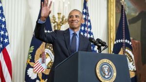 Barack Obama ist für einen Emmy nominiert worden (Archivbild). Foto: IMAGO/ZUMA Wire/IMAGO/Adam Schultz/White House
