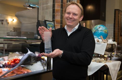 Holger Looß mit dem Seafood Star, der gleich mehrfach für Aufregung sorgte. Foto: Lichtgut/Leif-H.Piechowski