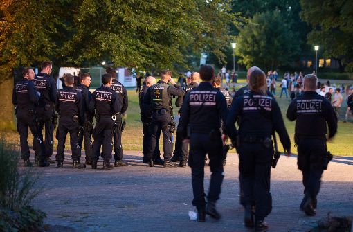 Nach den Zwischenfällen vom Wochenende zeigte die Polizei bei der Schorndorfer Woche erhöhte Präsenz. Foto: dpa