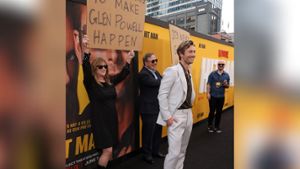 Hollywood-Shootingstar Glen Powell bei der Premiere Foto: Rick Kern/Getty Images for Netflix