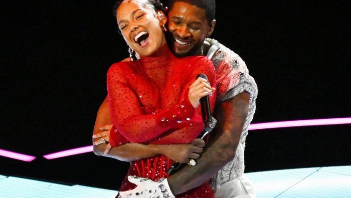 Halbzeitshow beim Super Bowl: Usher kuschelt mit Alicia Keys
