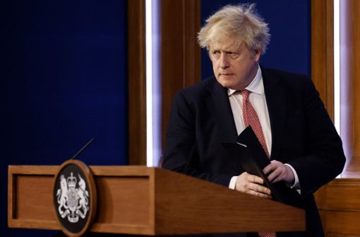 Der britische Premierminister Boris Johnson kündigte ein Sofortpaket mit wirtschaftlichen Sanktionen an. Foto: dpa/Tolga Akmen