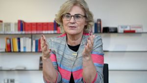 Bundesjustizministerin Christine Lambrecht (SPD) muss für ihre Reform im Bundestag eine Zweidrittelmehrheit finden. Das wird schwer. Foto: dpa/Britta Pedersen