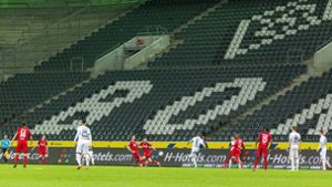 Fußball – und keiner schaut zu: Geisterspiel zwischen Gladbach und Köln Foto: imago/Werner Otto