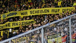 Die Fans von Borussia Dortmund waren wiederholt ausfällig geworden gegenüber Dietmar Hopp. Das hat nun Konsequenzen. Foto: Pressefoto Baumann/Hansjürgen Britsch