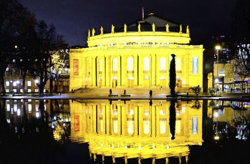 Die Württembergische Staatsoper steht seit der Kostenkalkulation für die Sanierung im grellen Scheinwerferlicht. Foto: dpa/Bernd Weissbrod