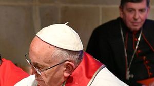 Kardinal Kurt Koch (rechts) gilt als enger Vertrauter von Papst Franziskus. Foto: epd/Magnus Aronson