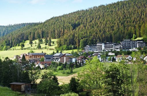 Im Nordschwarzwald gelegen, bekannt auf der ganzen Welt: Baiersbronn ist das Sternedorf. Die bekanntesten Feinschmecker-Adressen sind die Traube Tonbach (Bild), das Bareiss und das Hotel Sackmann. Foto: Tonbach