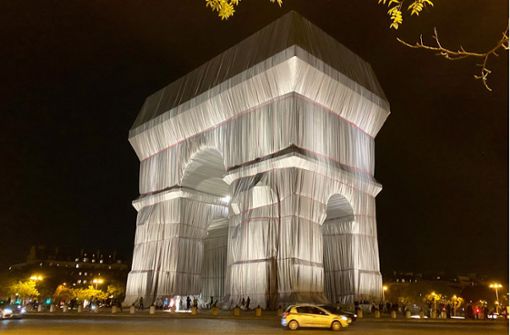 CDU-Vorbild für Kunst im öffentlichen Raum: der vom 18. September bis  3. Oktober 2021 verhüllte Arc de Triomphe in Paris – ein Christo-Projekt Foto: jse
