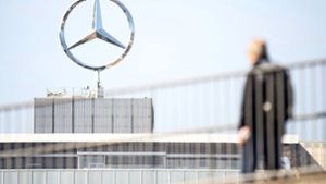 In Untertürkheim fertigt Mercedes viele Komponenten, die für den Verbrenner gebraucht werden. Foto: dpa/Sebastian Gollnow