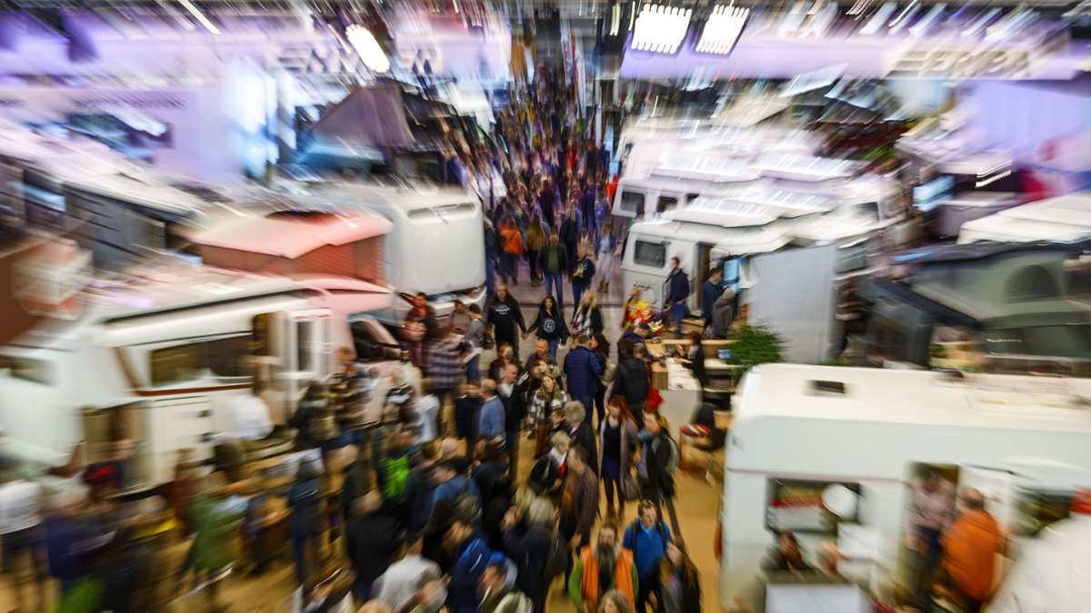 Weltgrößte Tourismusmesse CMT: 1200 Caravans warten in Stuttgart aufs Publikum
