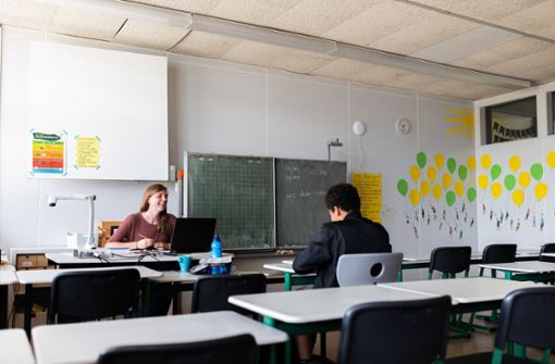 Notbetreuung wie hier in einer Freiburger Schule wird es in Stuttgart auch während der Pfingstferien geben. Foto: dpa/Philipp von Ditfurth