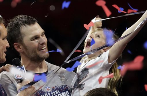Tom Brady feierte seinen sechsten Super-Bowl-Sieg mit Töchterchen Vivian auf dem Arm. In unserer Bildergalerie finden Sie noch weitere US-Sportler, die ihre Sportart dominierten wie niemand vor ihnen. Foto: AP